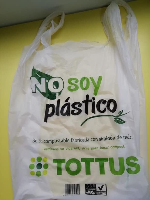 TOTTUS-BOLSA-PLASTICA-BIODEGRADABLE.jpg