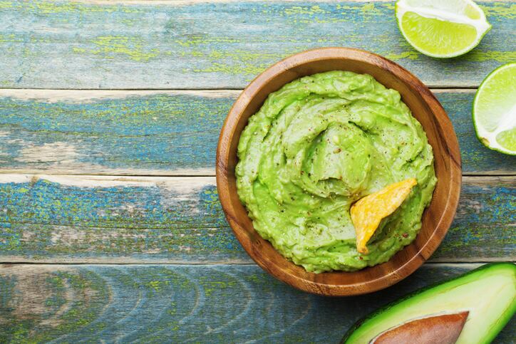 guacamole-avocado-Julia_Sudnitskaya.jpg