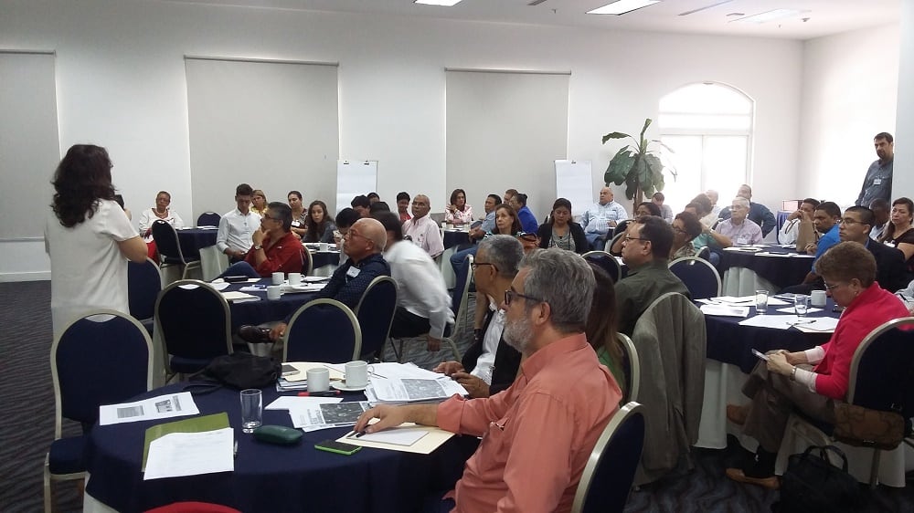 Taller-de-Indicadores-Politicas-Agroambientales-J-Casaza-002.jpg