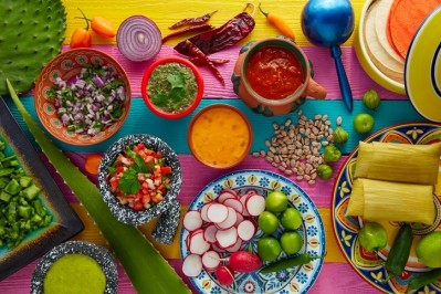 Chilis and hot sauce are used to flavor Mexican savory dishes, fresh fruit, candies and even the beer. © GettyImages/ LUNAMARINA
