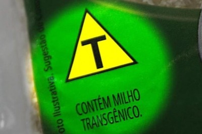 Brazil's mandatory GMO label uses the letter T to warn consumers about the presence of 'transgênicos' in food.  © Senado Federal