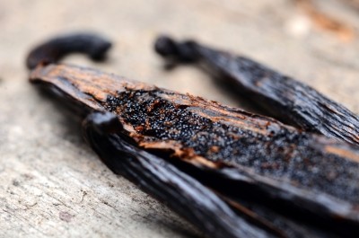 Natural vanilla is one of the most expensive spices in the world. © GettyImages/suti