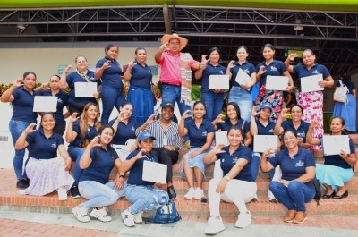 The class of '23 - ATENEA's first graduates celebrate completing module 1. Pic: Chocolate Cordillera